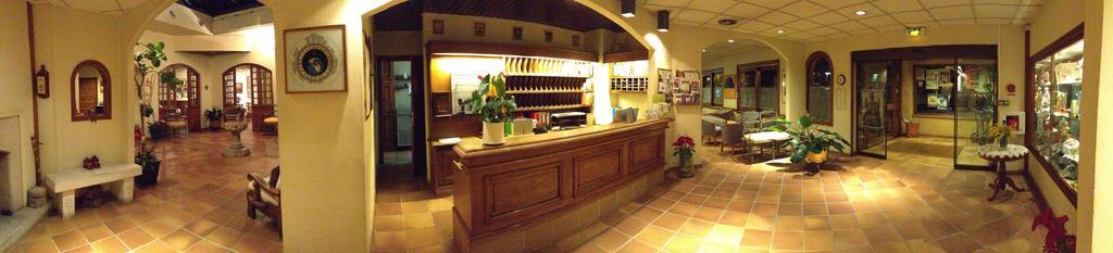 Mas De Vence - Hotel-Restaurant Bagian luar foto