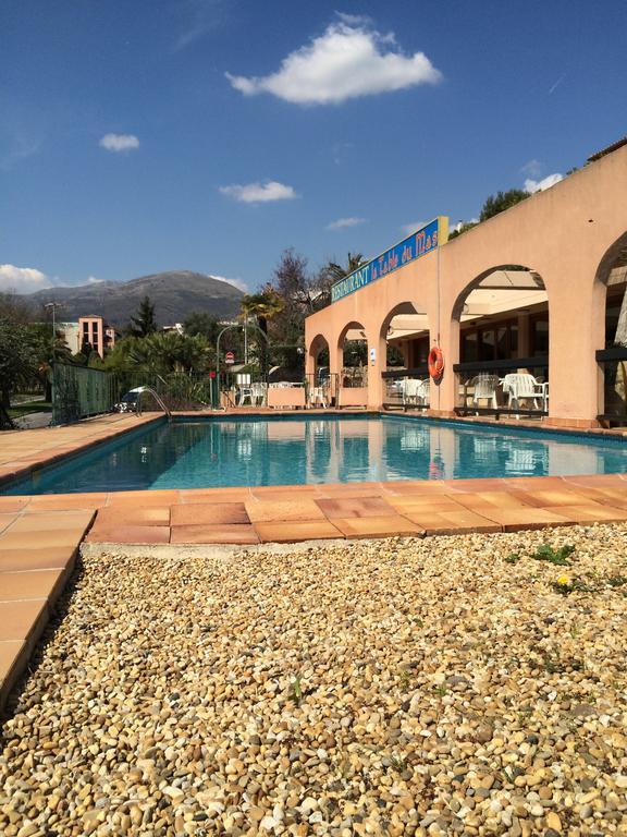 Mas De Vence - Hotel-Restaurant Bagian luar foto